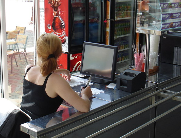  Рабочее место кассира в фастфуде