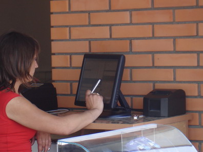  Рабочее место официанта в кафе